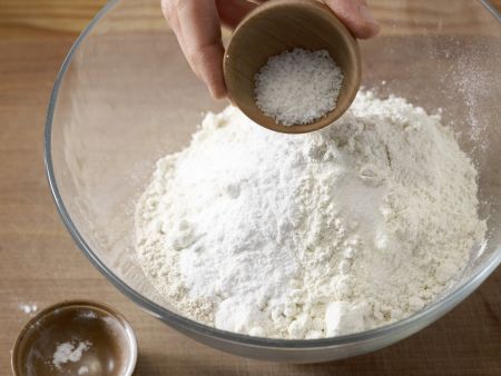 Zwiebelkuchen mit Thymian Zubereitung Schritt 4 Zwiebelkuchen mit Thymian Zubereitung Schritt 4