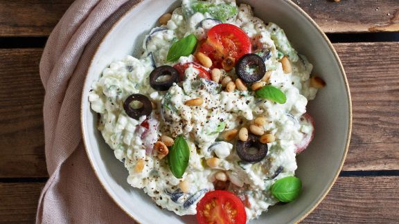 Hüttenkäsesalat