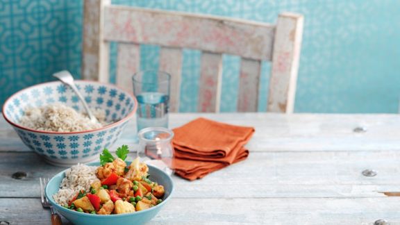 Indischer Gemüse-Kartoffeltopf mit Koriander