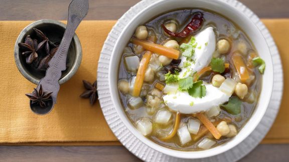 Orientalische Gemüsesuppe