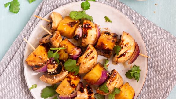 Teriyaki-Champignon-Spieße mit Ananas