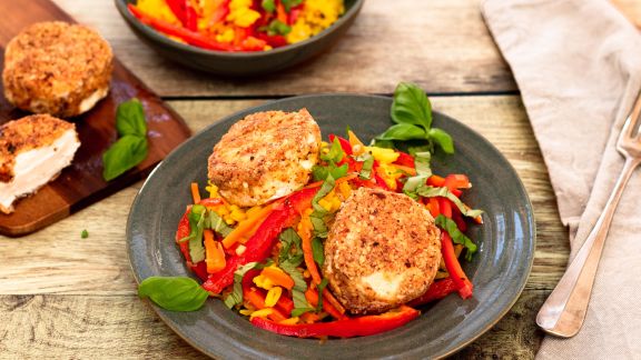 Ziegenkäse auf Gemüse-Reis-Pfanne