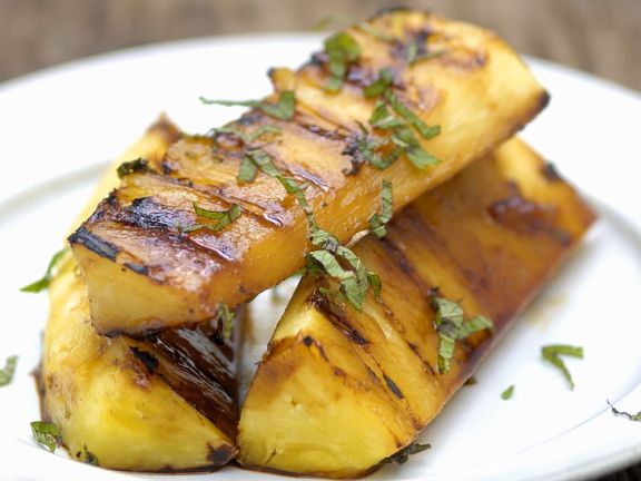 Ananas Mit Basilikum Vom Grill Ananas Mit Basilikum Vom Grill