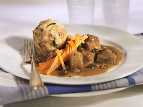 Biergulasch Rezept | EAT SMARTER