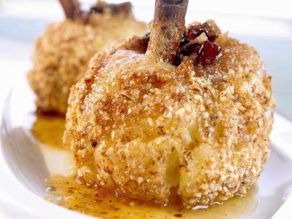 Bratapfel mit Vanille in Blätterteighülle