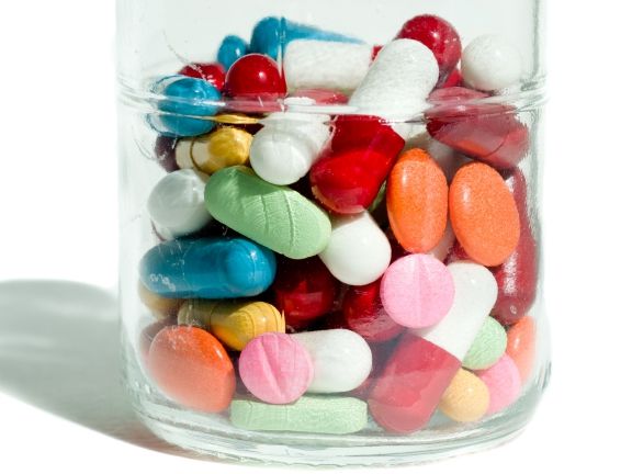 Supplements - Tabletten im Glas