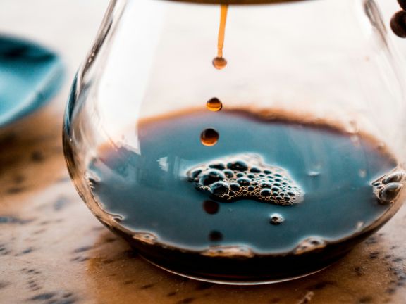 Kaffee kochen: Die richtige Filterkaffee-Dosierung und Co