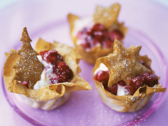 Vanillecreme Tortchen Mit Himbeeren Rezept Eat Smarter 