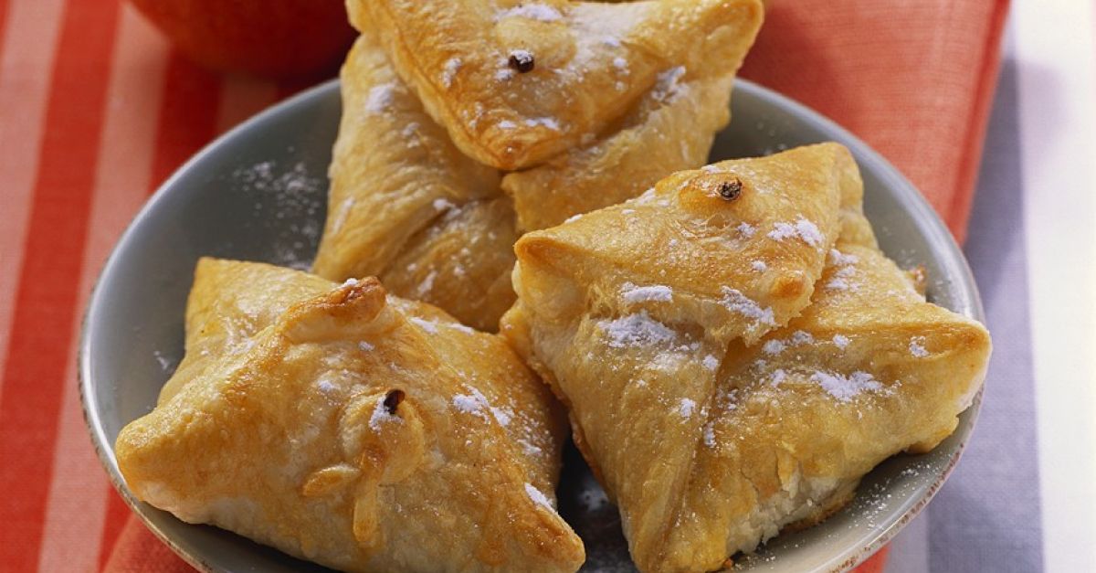 Apfeltaschen Rezept | EAT SMARTER