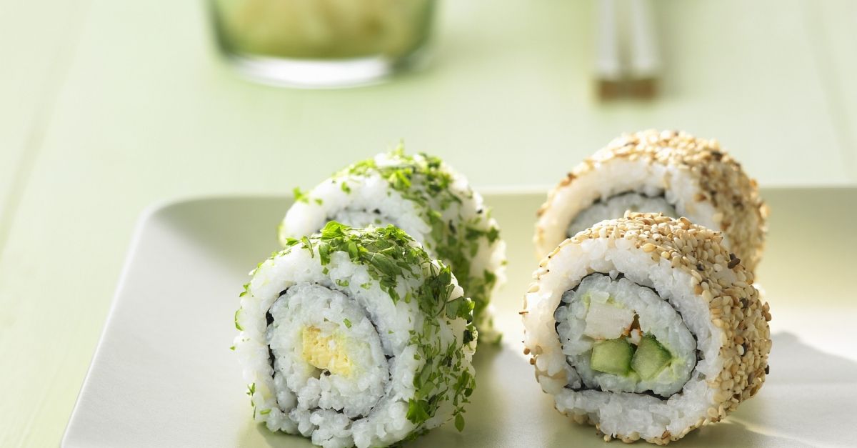 CaliforniaRolls mit Sesam und Koriander Rezept EAT SMARTER