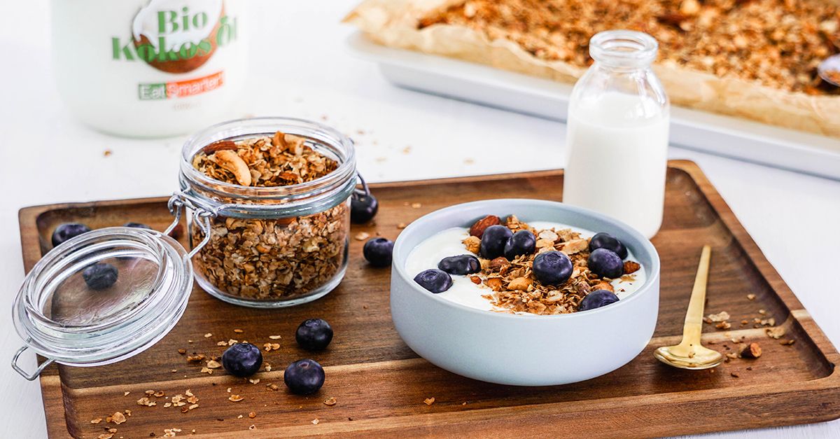 Crunchy KokosGranola EAT SMARTER