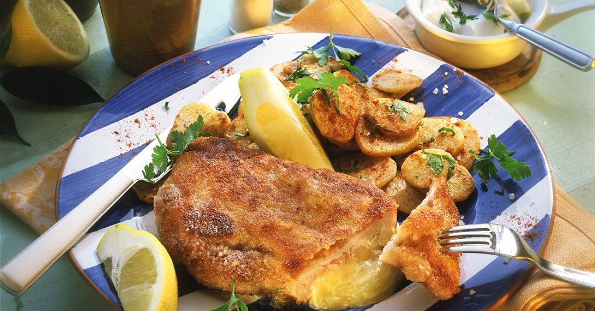 Cordon bleu mit Bratkartoffeln Rezept | EAT SMARTER