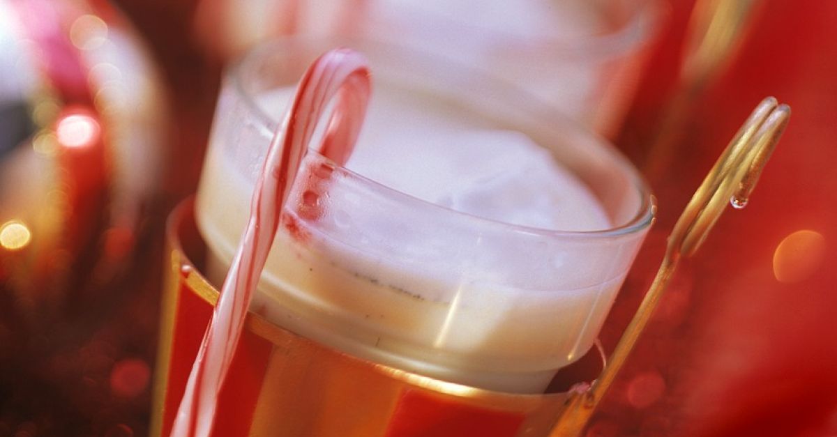 Eierpunsch mit Wein Rezept | EAT SMARTER
