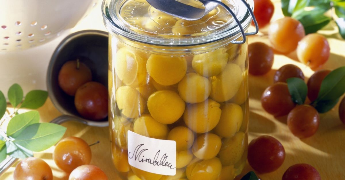 Eingemachte Mirabellen Rezept | EAT SMARTER