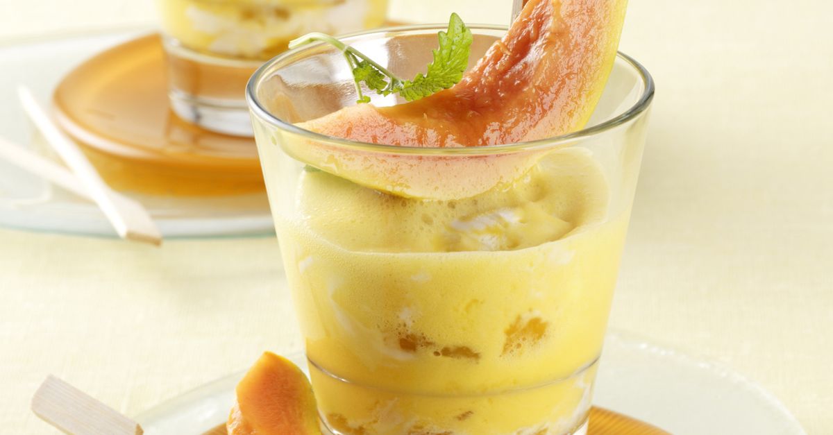 EisShake mit PapayaSpieß Rezept EAT SMARTER