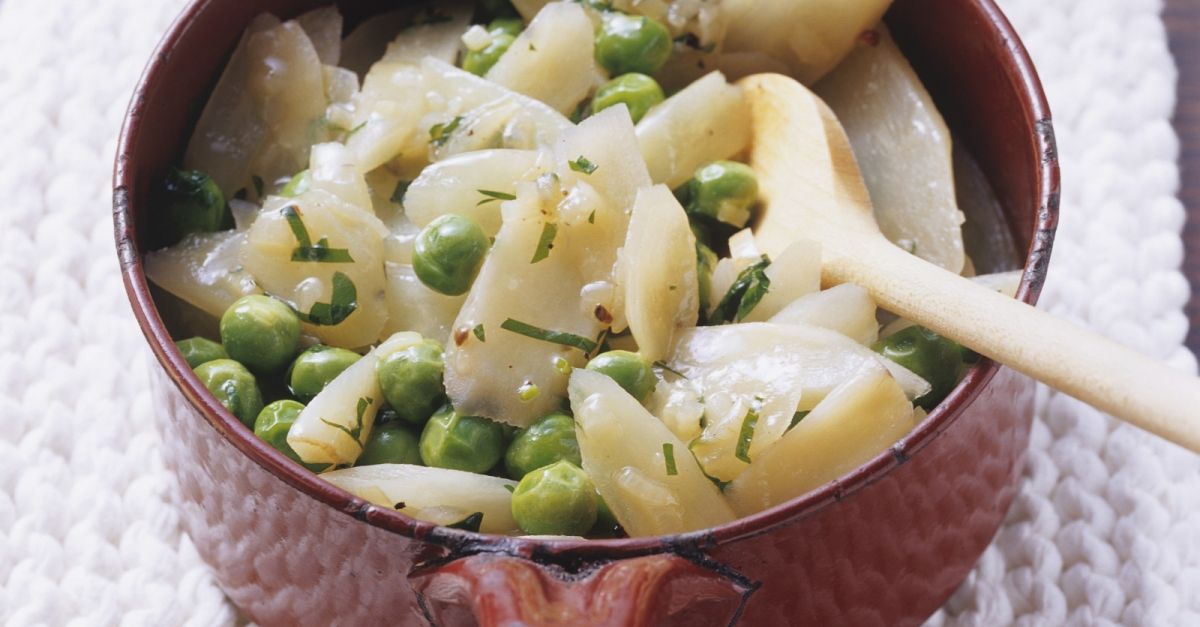 Erbsen-Schwarzwurzel-Gemüse mit Butter Rezept | EAT SMARTER