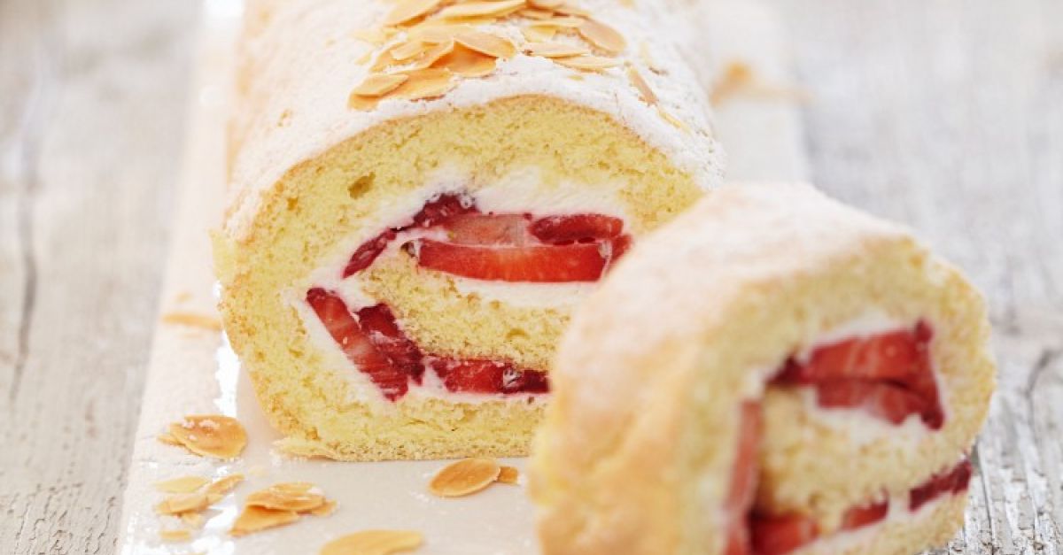 Erdbeer-Roulade