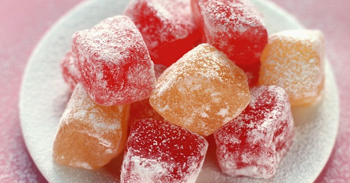 Можно ли есть лукум. Рахат-лукум турецкий калорийность. Лукум турецкий рафаэлло. Рахат-лукум lokum. Рахат лукум турецкий.