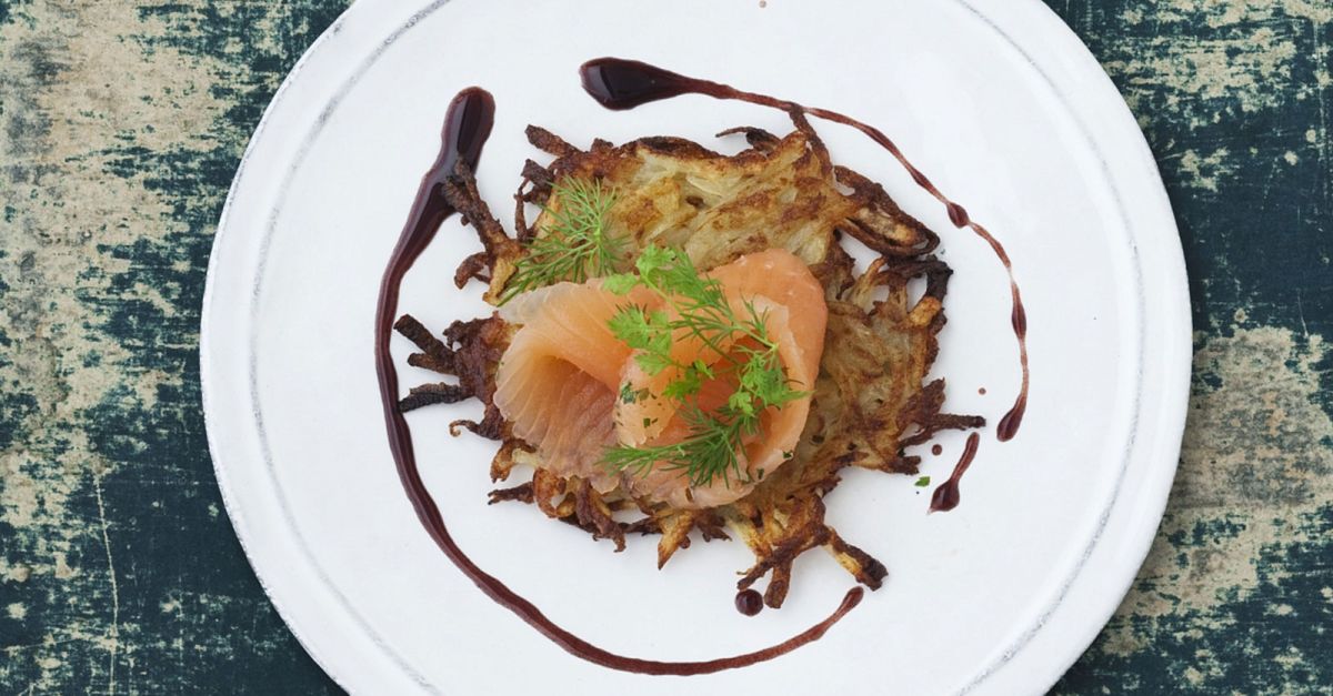 Gebeizter Saibling mit Senf-Honig-Vinaigrette und Kartoffelrösti Rezept ...