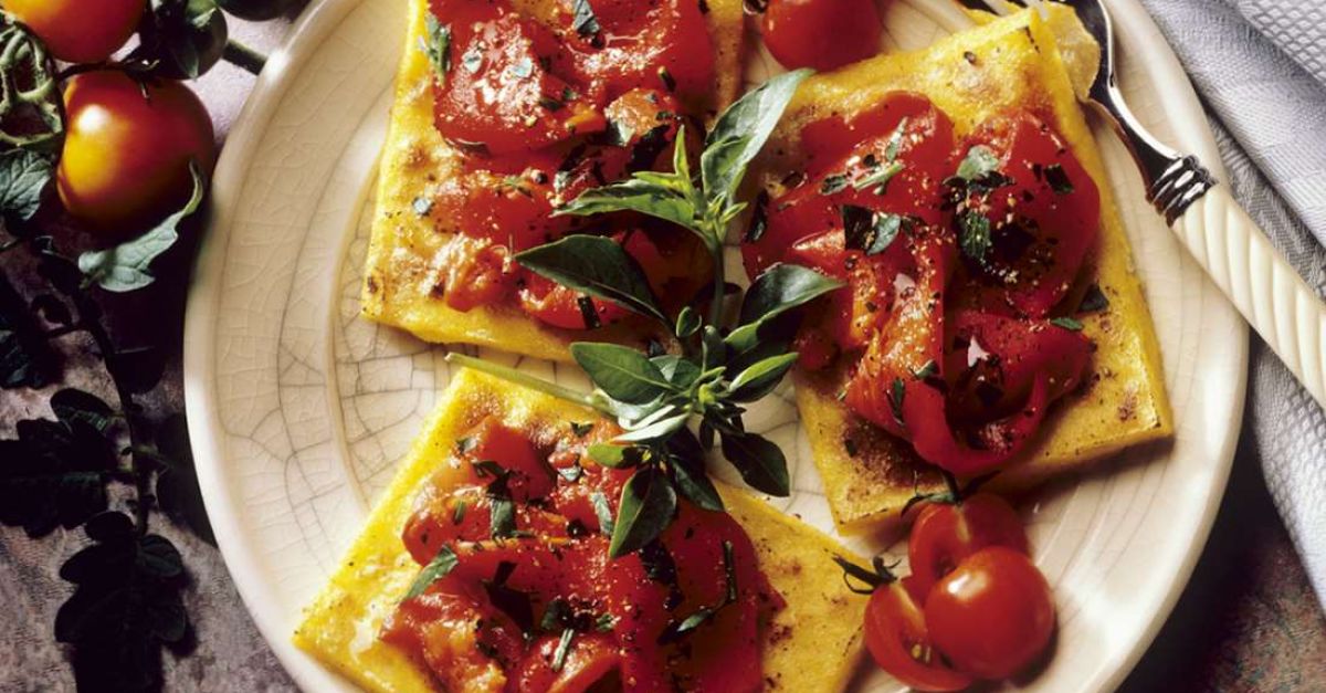 Gebratene Polenta mit Paprika Rezept | EAT SMARTER
