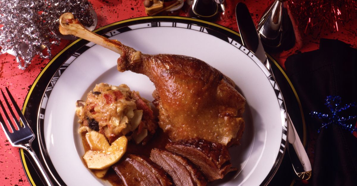 Gefüllte Gans Rezept | EAT SMARTER