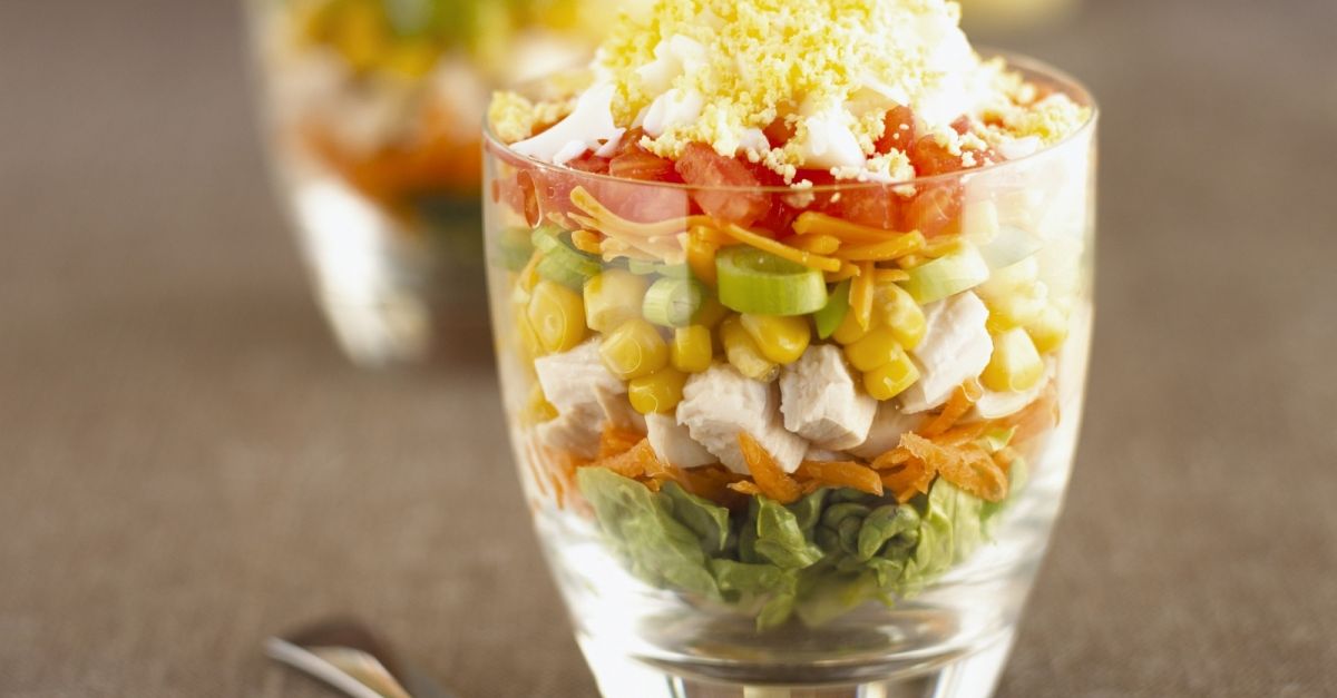 Gemischter Salat nach amerikanischer Art Rezept | EAT SMARTER