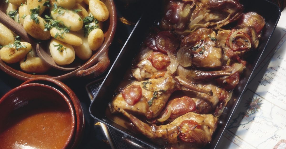 Geschmortes Kaninchen (Jägerart) Rezept | EAT SMARTER Geschmortes Kaninchen (Jägerart) Rezept | EAT SMARTER