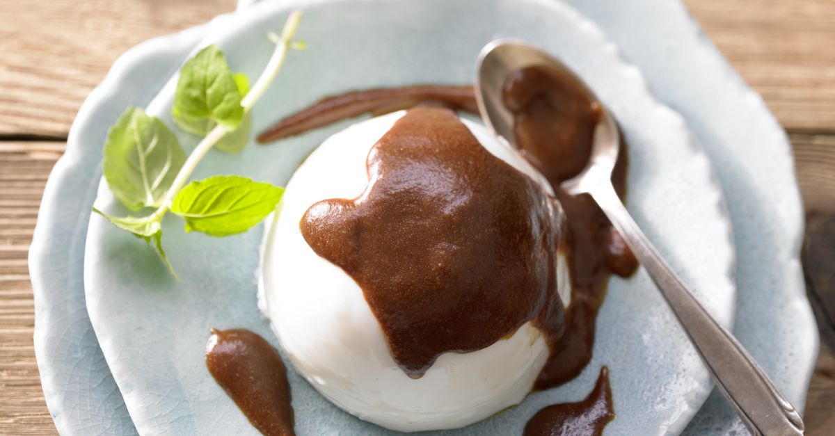 Gestürzte Joghurtcreme Rezept EAT SMARTER