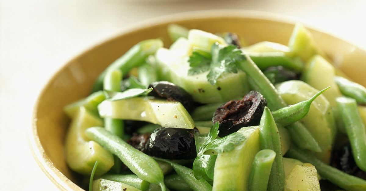 Gurken-Bohnensalat Rezept | EAT SMARTER