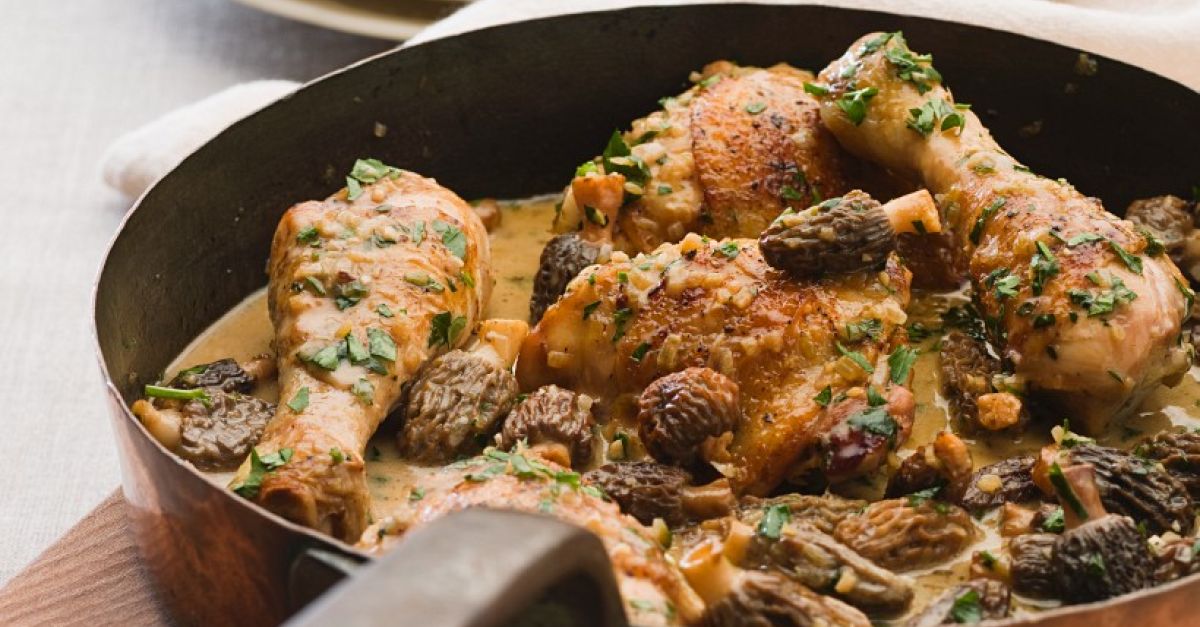 Hähnchen mit Morchelrahmsauce Rezept | EAT SMARTER