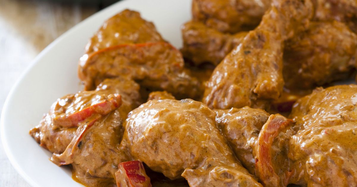 Hähnchen-Paprika-Topf auf ungarische Art Rezept | EAT SMARTER