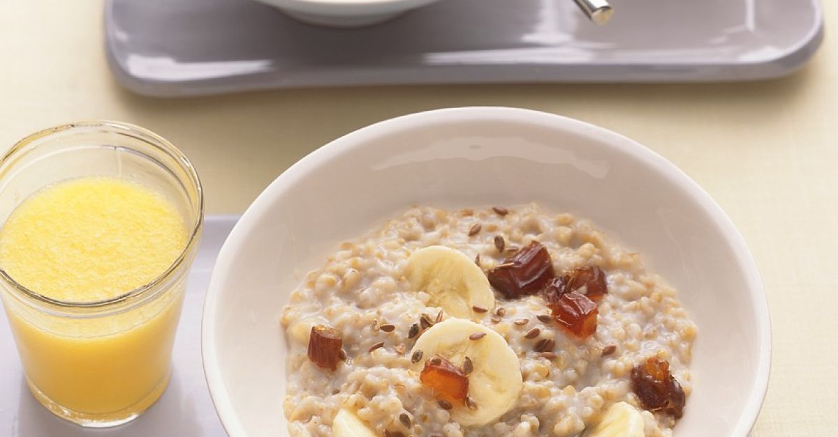 Haferbrei mit Banane und Honig Rezept | EAT SMARTER