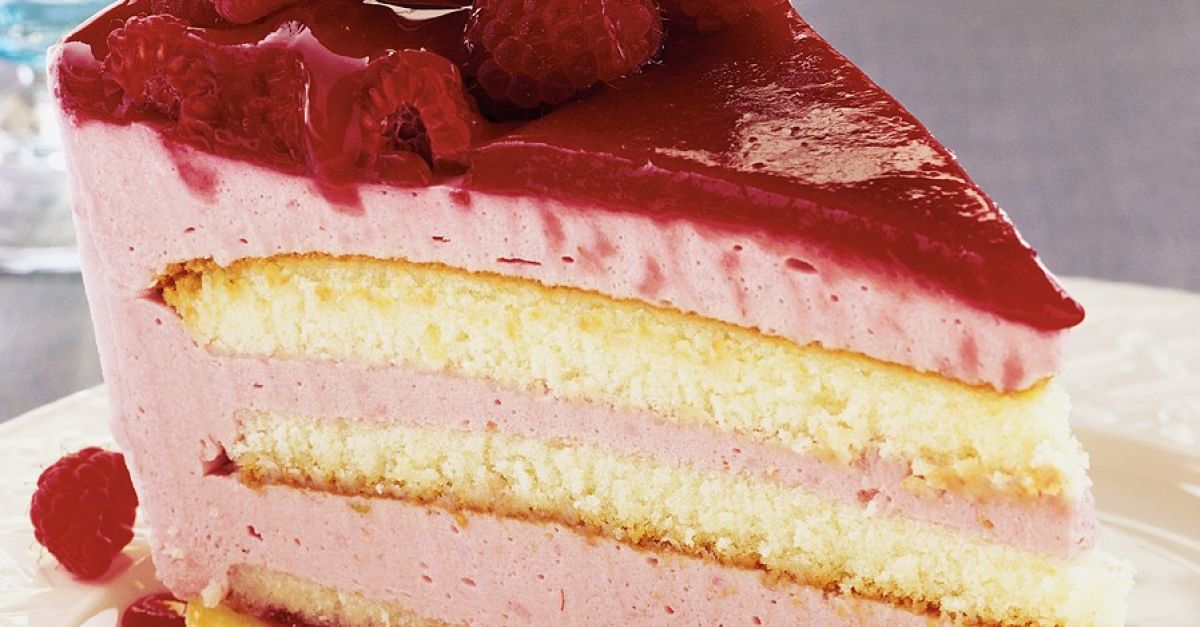Himbeer-Frischkäsetorte Rezept | EAT SMARTER