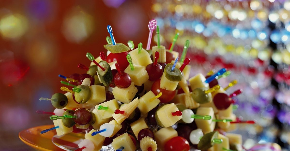 Käse-Igel zur Party Rezept | EAT SMARTER