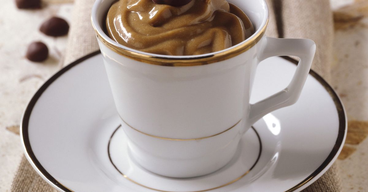 Kaffeecreme auf italienische Art Rezept | EAT SMARTER