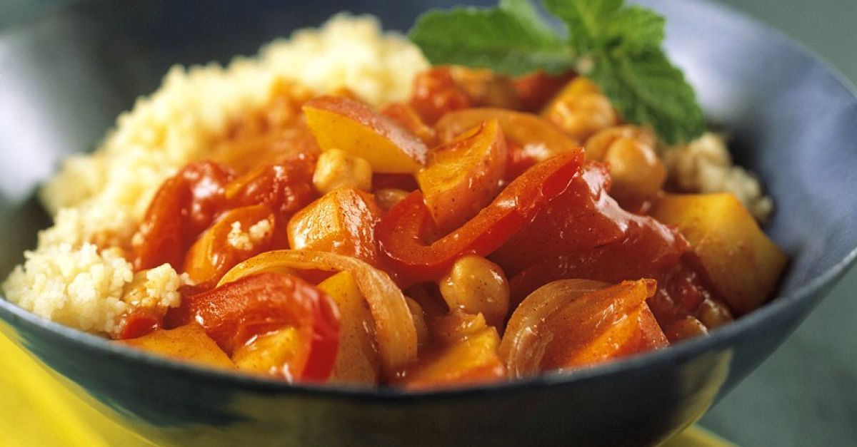 Kartoffel-Paprikacurry Rezept | EAT SMARTER Kartoffel-Paprikacurry Rezept | EAT SMARTER