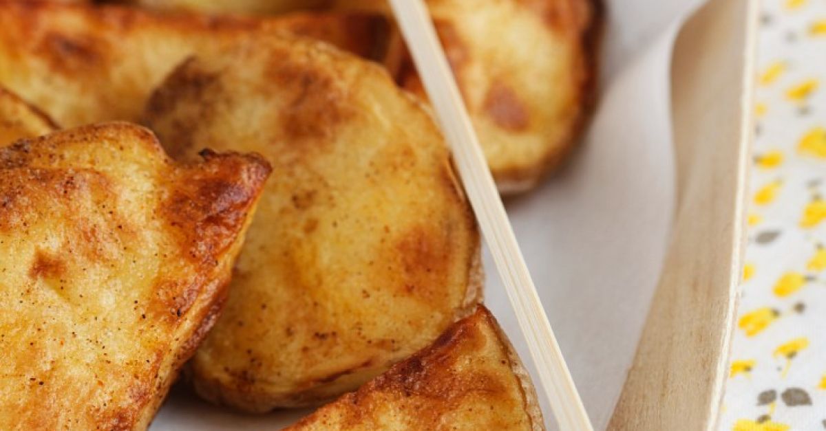 Wie Lange Brauchen Kartoffelspalten Im Ofen Kartoffelspalten aus dem Ofen Rezept | EAT SMARTER