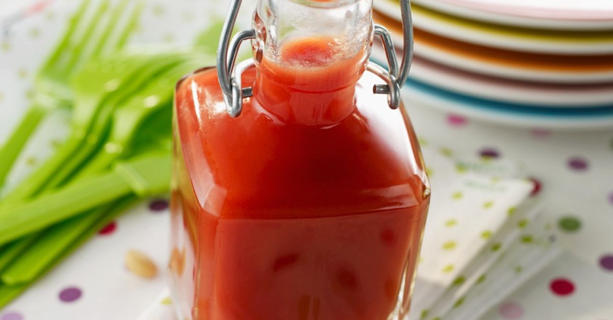 Ketchup mit Tomaten und Pflaumen Rezept | EAT SMARTER Ketchup mit Tomaten und Pflaumen Rezept | EAT SMARTER