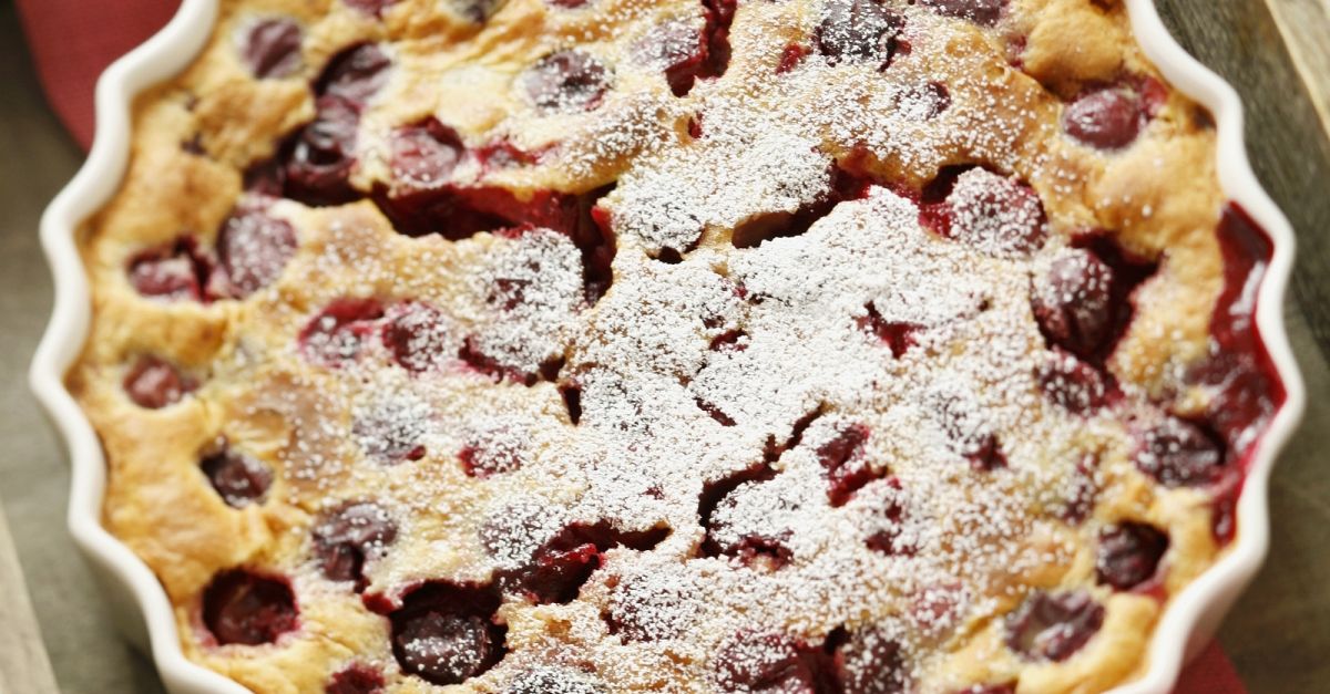 Kirsch-Clafouti Rezept | EAT SMARTER Kirsch-Clafouti Rezept | EAT SMARTER