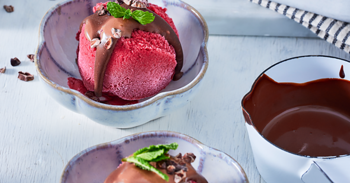 Kirsch-Protein-Eis Rezept | EAT SMARTER