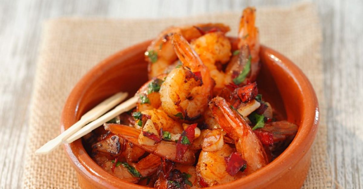 Knoblauch-Shrimps: Tapas Rezept | EAT SMARTER