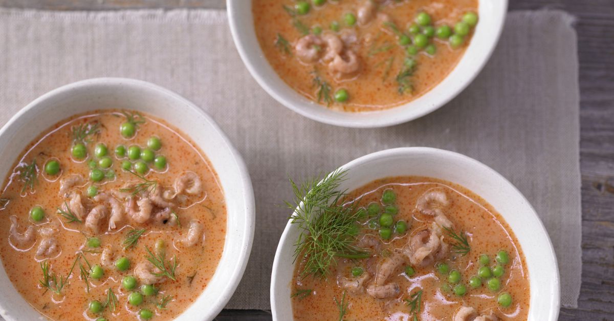 Krabbensuppe mit Erbsen Rezept | EAT SMARTER