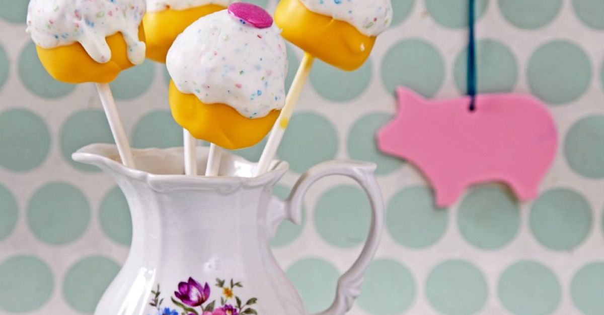 Kuchen am Stiel Rezept | EAT SMARTER