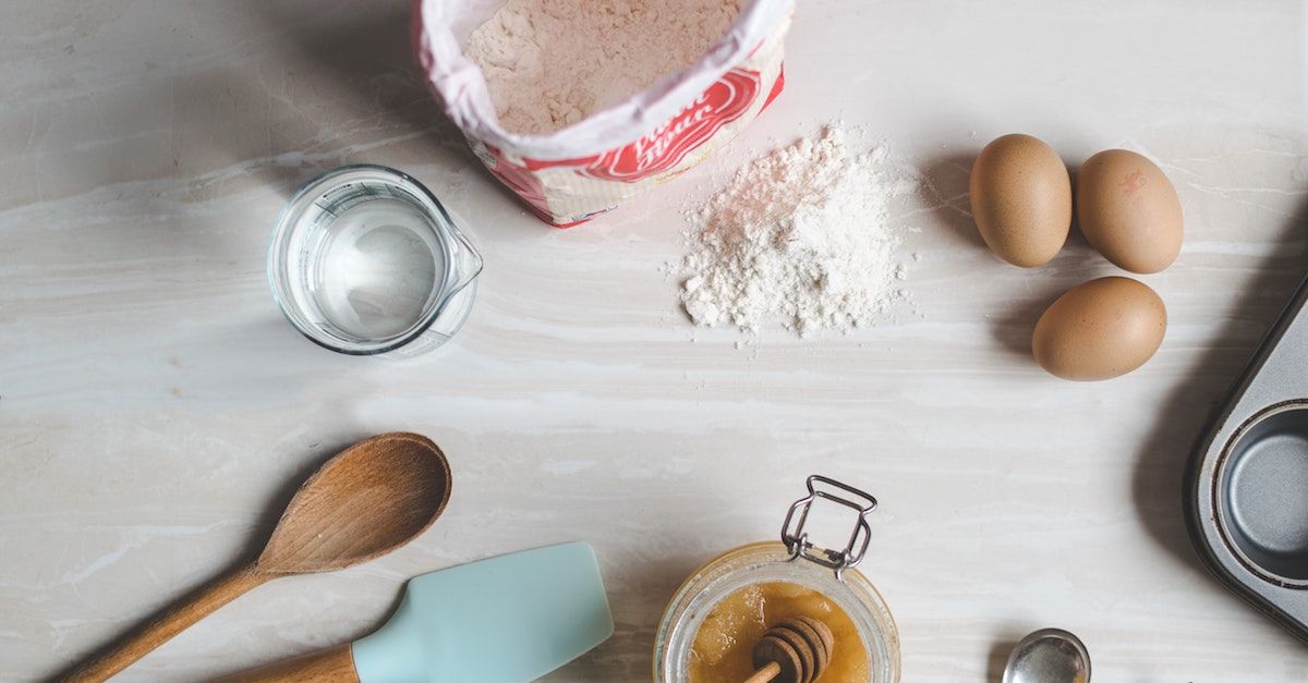 Mehl, Hefe & Co. So lassen sich typische Lebensmittel ersetzen EAT SMARTER