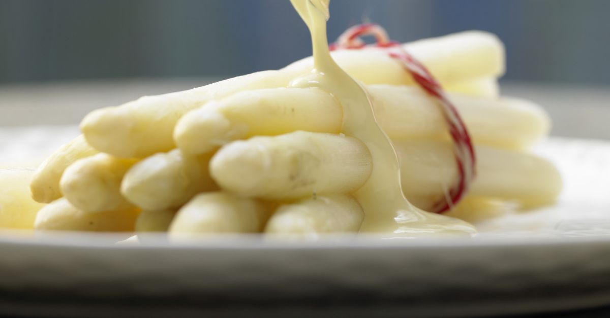 Leichte Hollandaise (Grundrezept) Rezept | EAT SMARTER