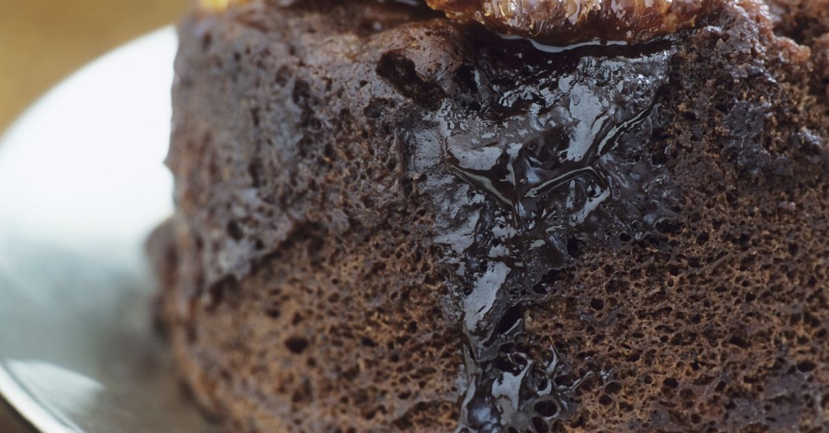 Luftiger Schokoladenpudding nach englischer Art mit Orangen Rezept ...