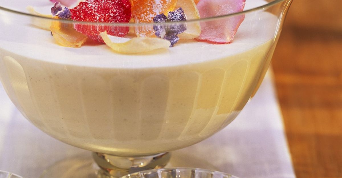 Marzipan-Creme Rezept | EAT SMARTER