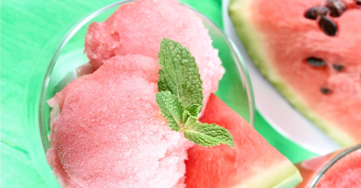 Melonen-Quark-Eis Rezept | EAT SMARTER