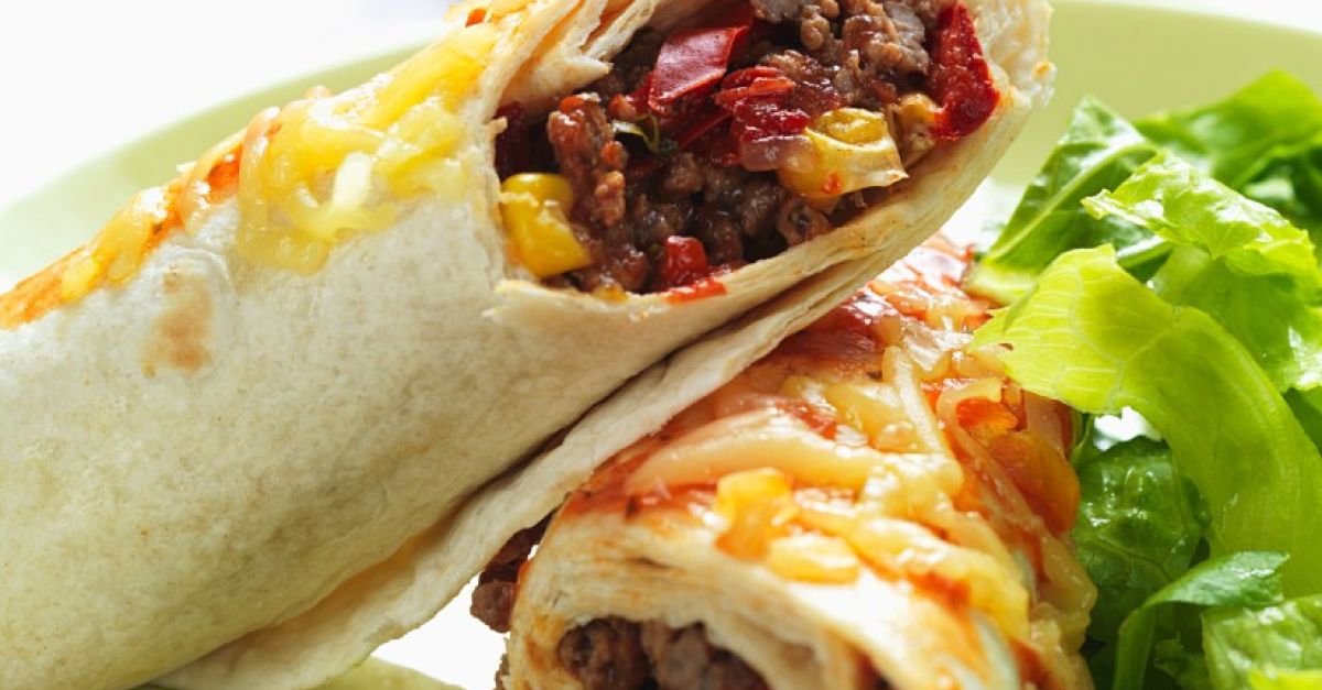 Mexikanische Burritos mit Hack Rezept | EAT SMARTER