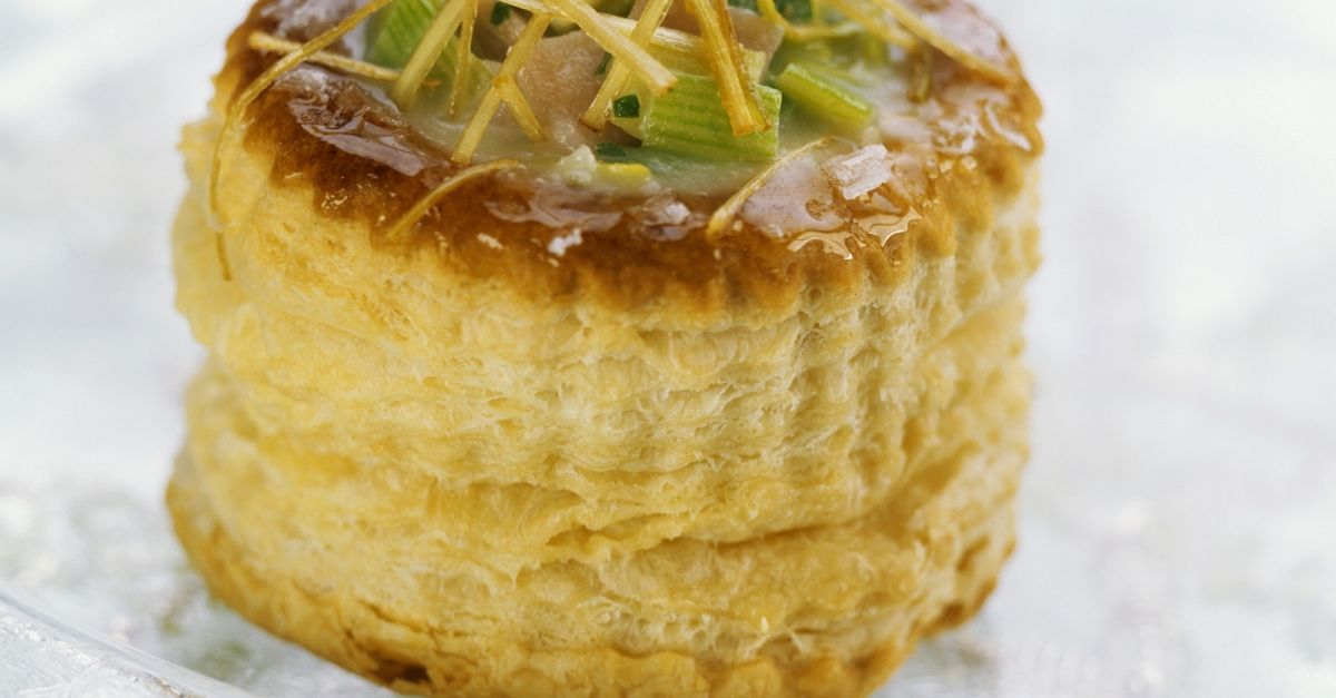 Mini-Pastete mit Lauch, Schinken und Cheddar Rezept | EAT SMARTER